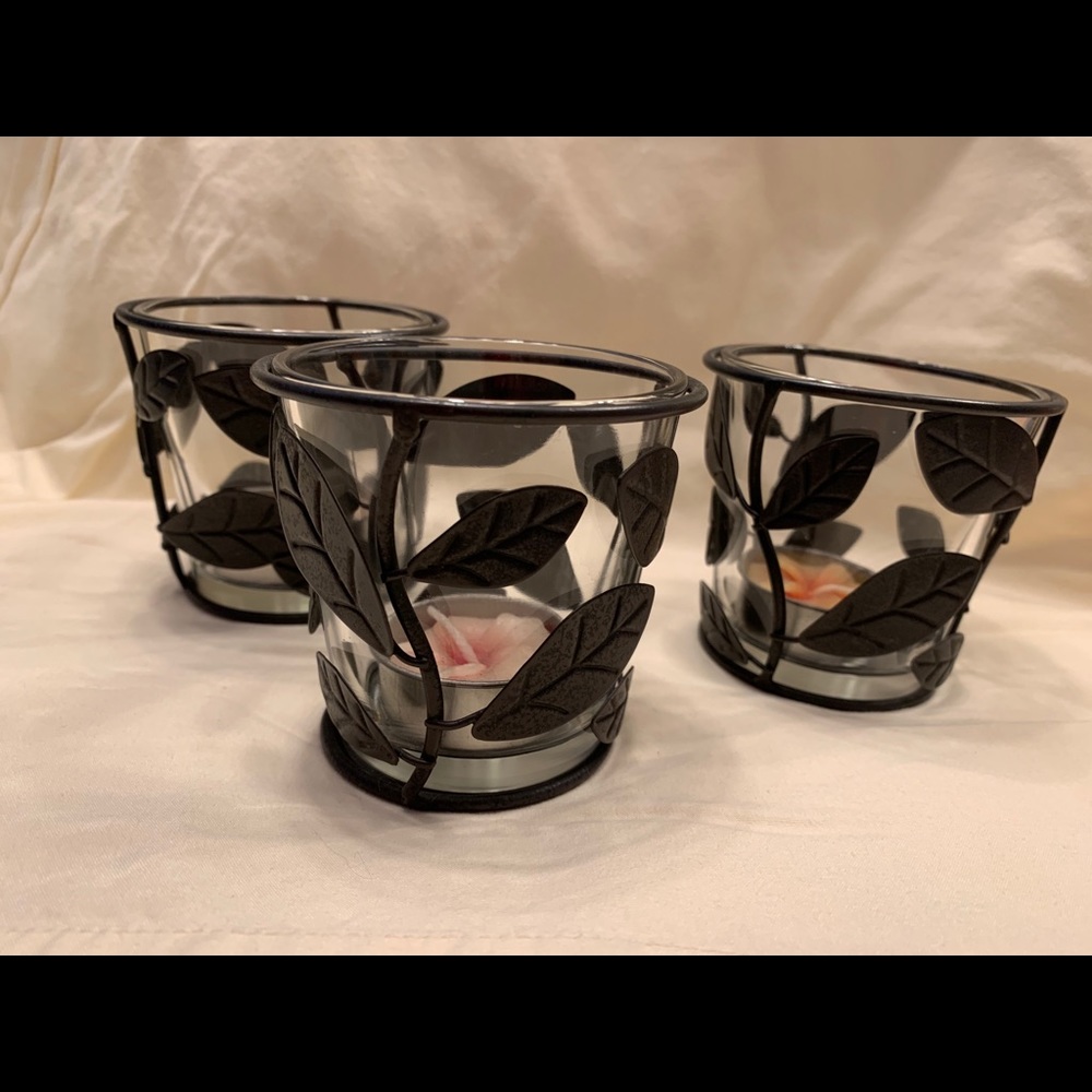 Leaf Candle Holders - Picture 4 of 5
